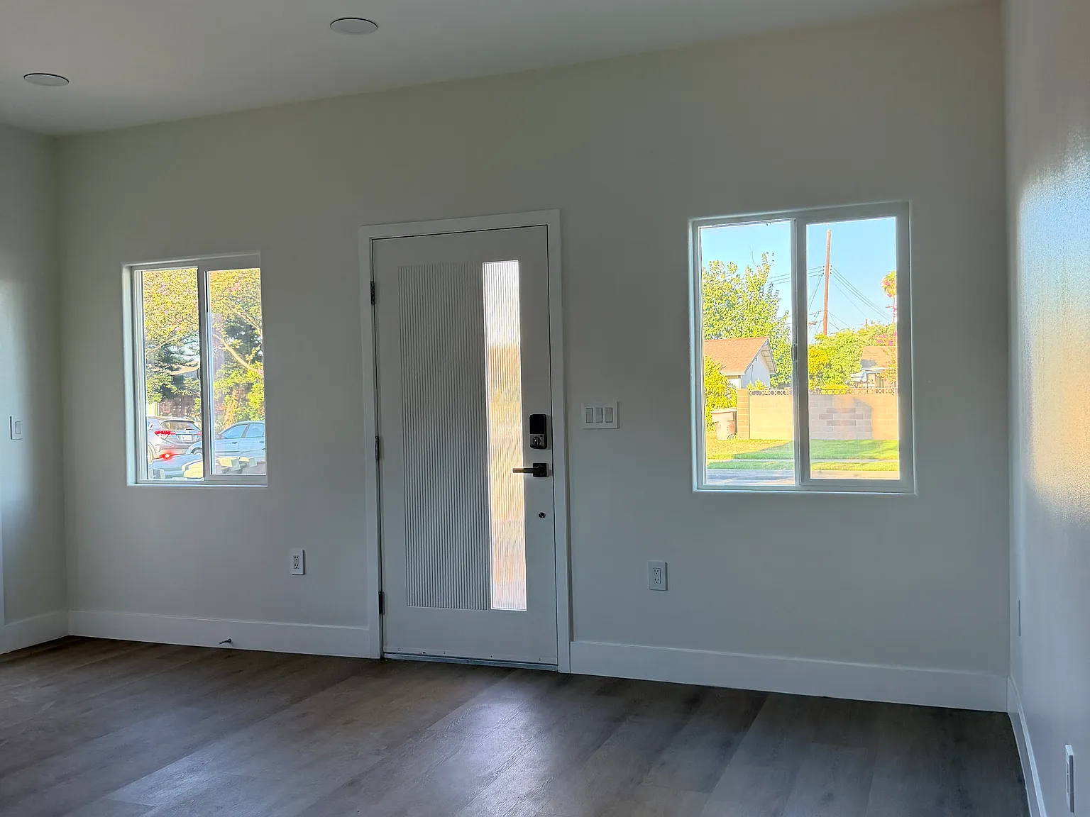2 bed, 800 sqft, $2,800 — Photo 3