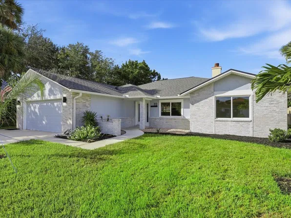 32 Cleveland Ct, Palm Coast, FL 32137