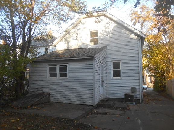 4th image of 613 W 22nd St