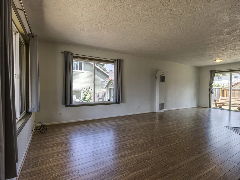 1180 Fairmount Ave S — Photo 8