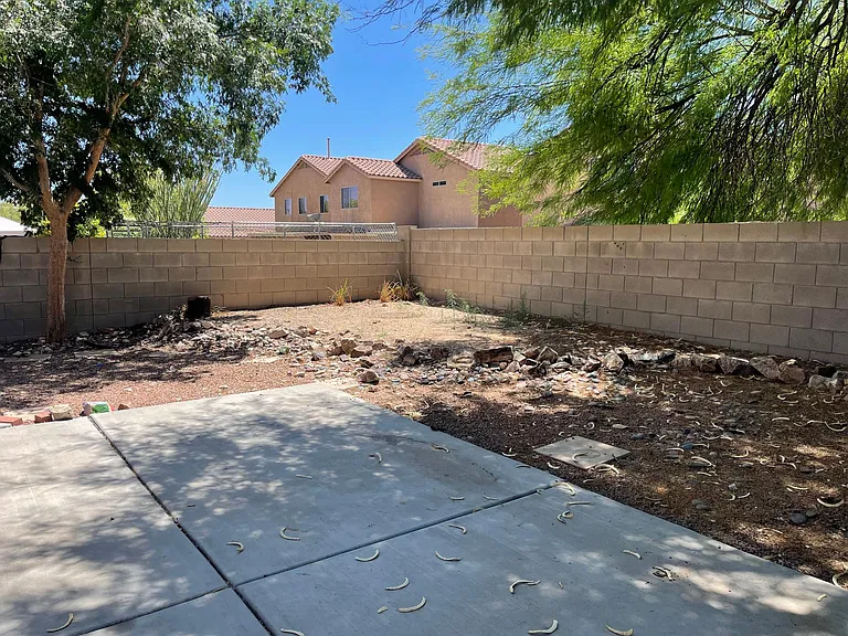 8436 S Otis Dr — Photo 13