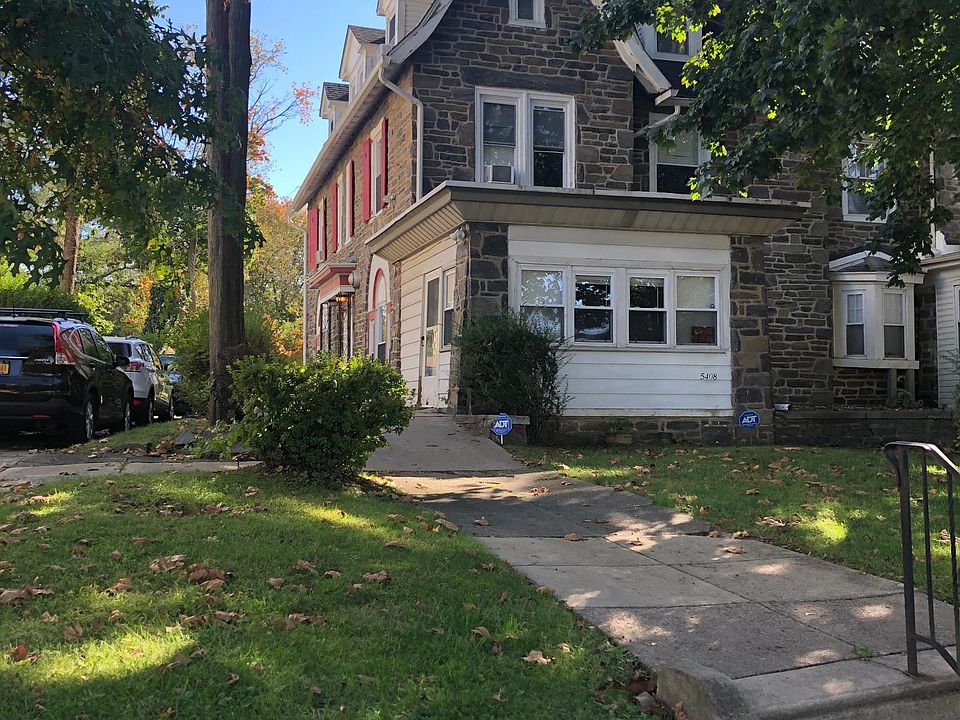 Front of 5408 Woodbine, the back unit's entrance is on the side of the property