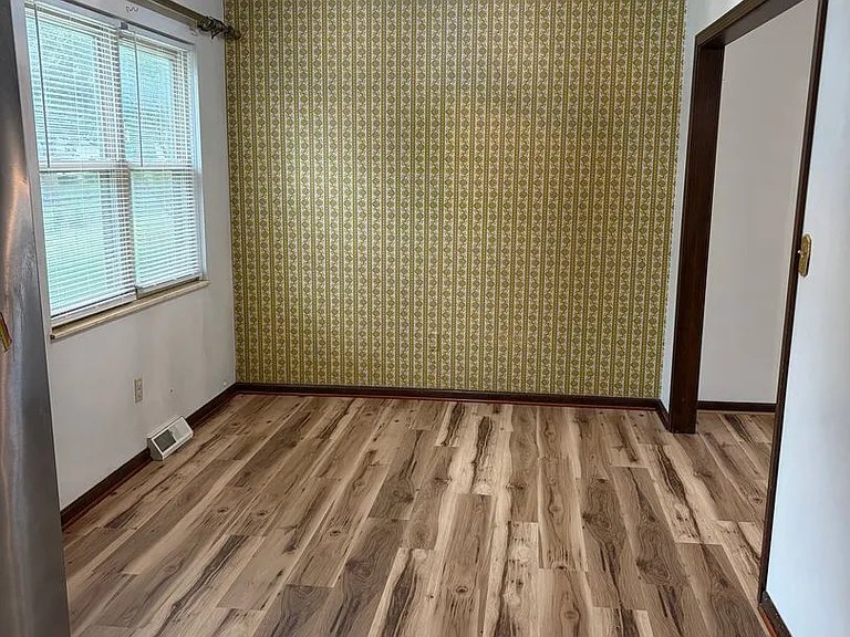 8923 N Walnut St — Photo 7