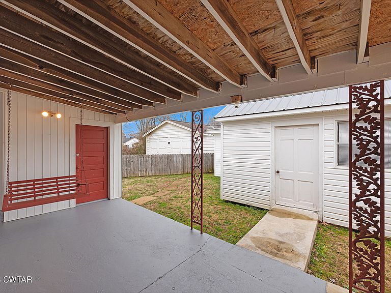 Listing photo 5