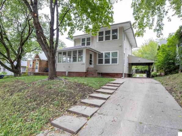 2562 Bauman Ave, Omaha, NE 68112