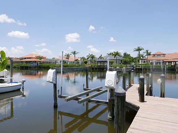 4th image of 503 Island Ct