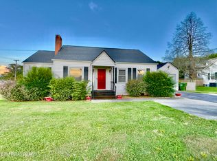 1800 Old Niles Ferry Rd, Maryville, TN 37803