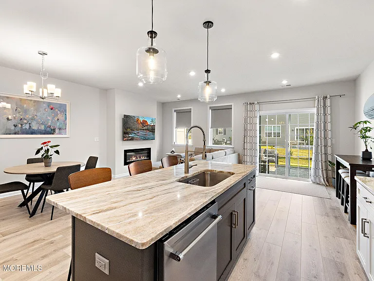 15 Laird Way — Photo 17