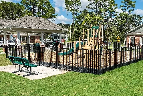 Heritage Pointe — Photo 3