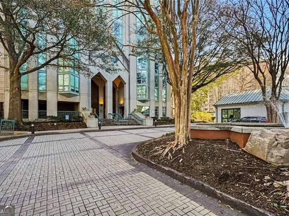2870 Pharr Ct NW #1806, Atlanta, GA 30305