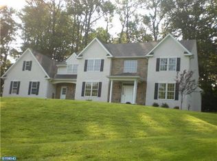 9 Raven Dr, Chadds Ford, PA 19317