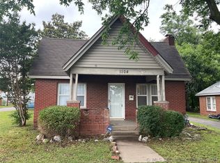 1104 N Gary Pl, Tulsa, OK 74110