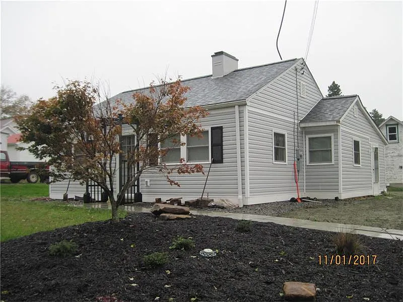 3702 49th St photo 1