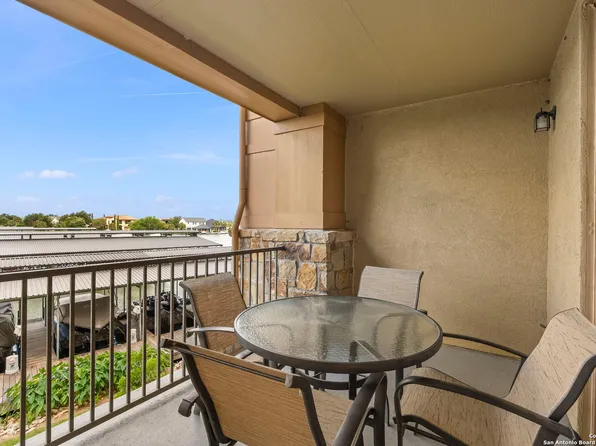 1000 The Cape #10, Horseshoe Bay, TX 78657