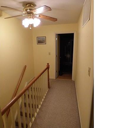 Upstairs foyer with fan