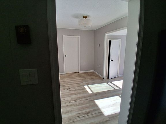 4th image of 65 Railroad St #4