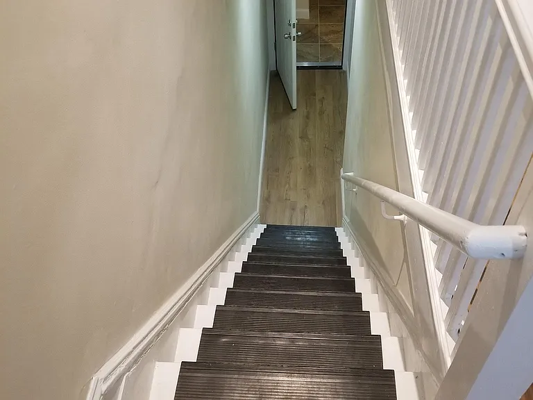92 31st Ave — Photo 9