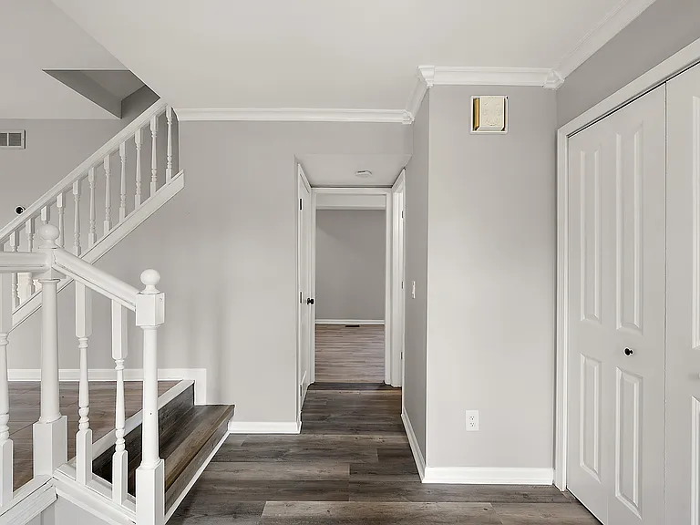 1442 Riley Center Rd — Photo 15
