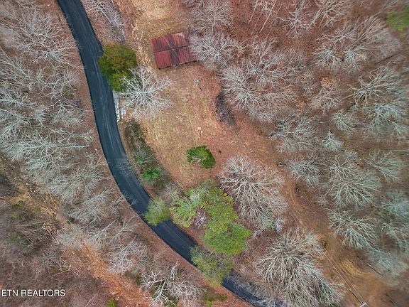 3rd image of 352 Cedar Grove Rd