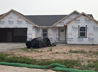 2951 Winnipeg St, Menasha, WI 54952