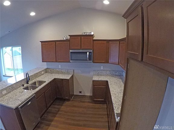 4th image of 69 McDonald Creek Ln