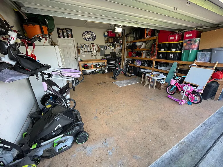 946 Cocobolo Dr — Photo 40