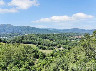 830 Trials Gap Dr #30, Waynesville, NC 28786