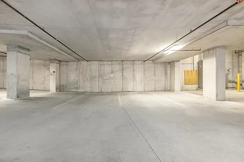 1810 Belcourt Photo 1
