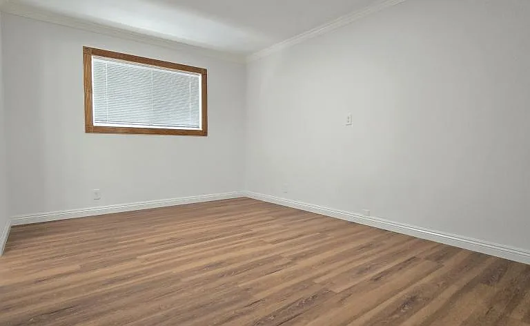 700 E Angeleno Ave — Photo 15