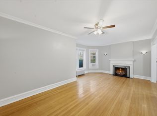 720A Hinman #1N-R-3, Evanston, IL 60202