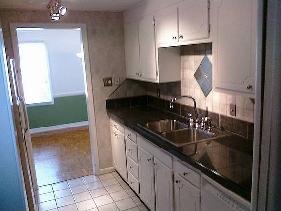 Galley-style Kitchen