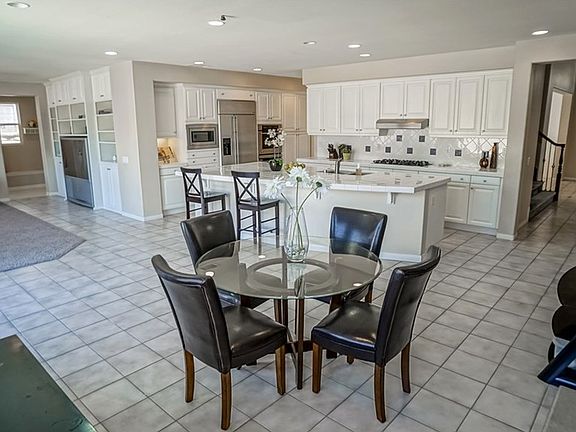 5th image of 29559 Hacienda Dr