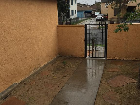 2nd image of 519 S Tamarind Ave