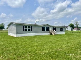 802 Buckeye St, Racine, OH 45771