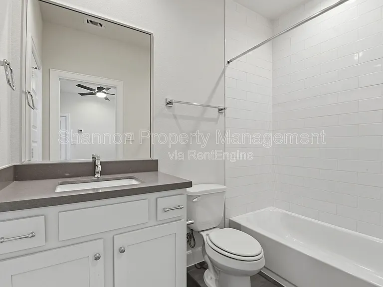 3024 Charline Ave — Photo 9