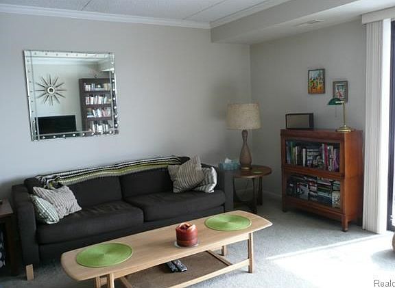3rd image of 3514 Country Club Dr