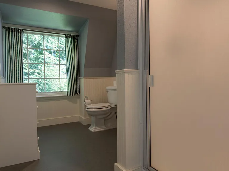 Bathroom for inlaw bedroom over garage.