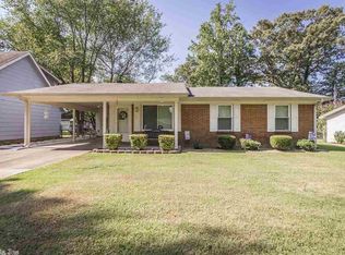 812 Towering Oaks Dr, Jacksonville, AR 72076