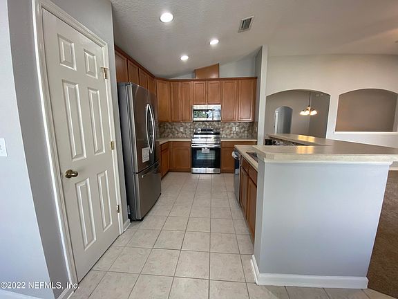 4th image of 2332 Aberford Ct