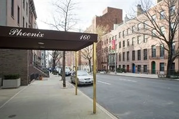 Sold by Douglas Elliman | media 35