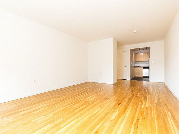 3rd image of 451 E 83rd St APT 8D