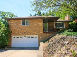 428 Amherst Ave, Coraopolis, PA 15108