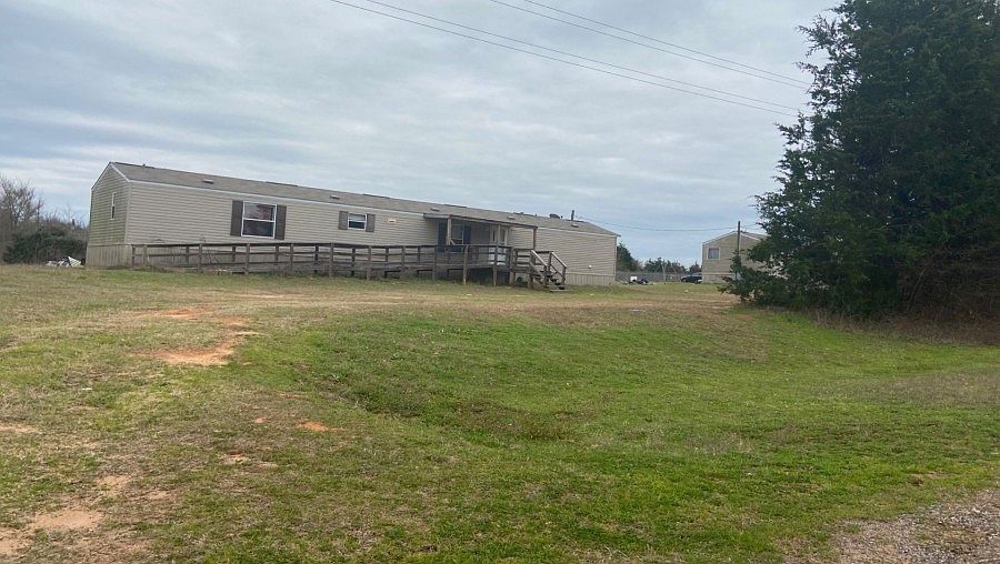 2nd image of 5160 County Road 3405
