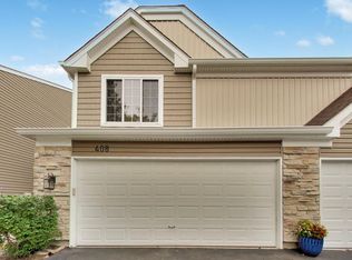 408 Locksley Dr, Streamwood, IL 60107