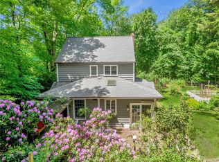 253A Maple Rd, Valley Cottage, NY 10989