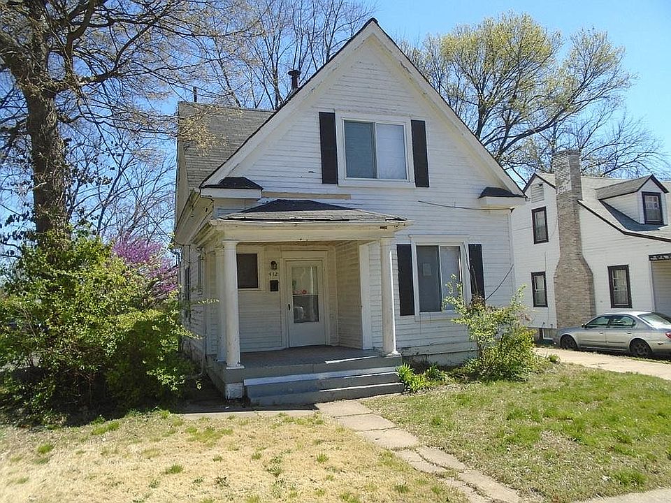 2nd image of 412 Clark Ave
