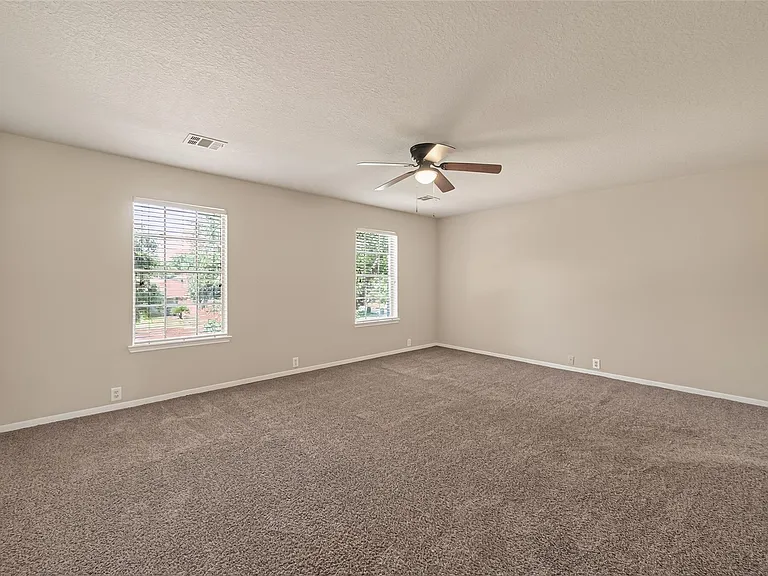 19710 Twin Canyon Ct — Photo 25