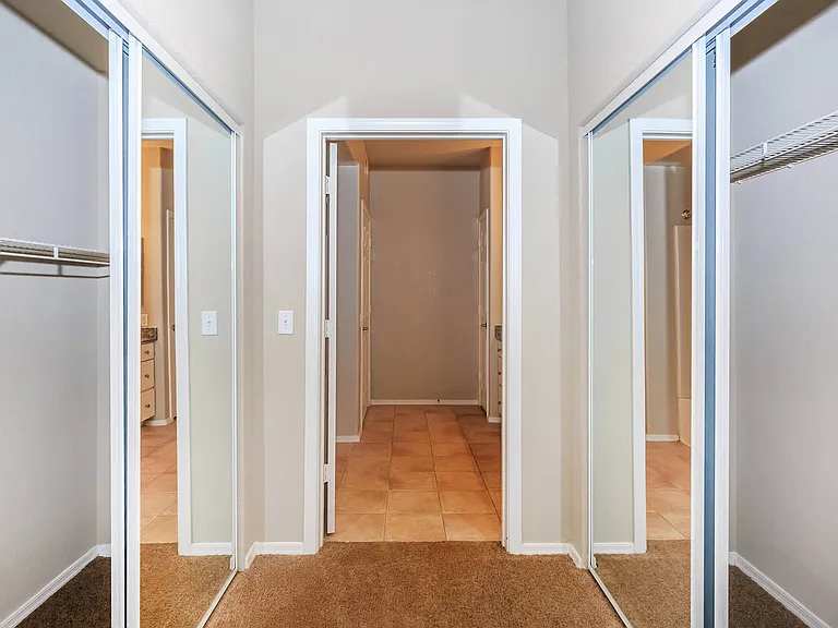 2b2 Renovated 1141 SQFT 2 Bed 2 Bath