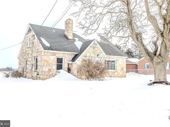 3rd image of 241 Wagner Rd