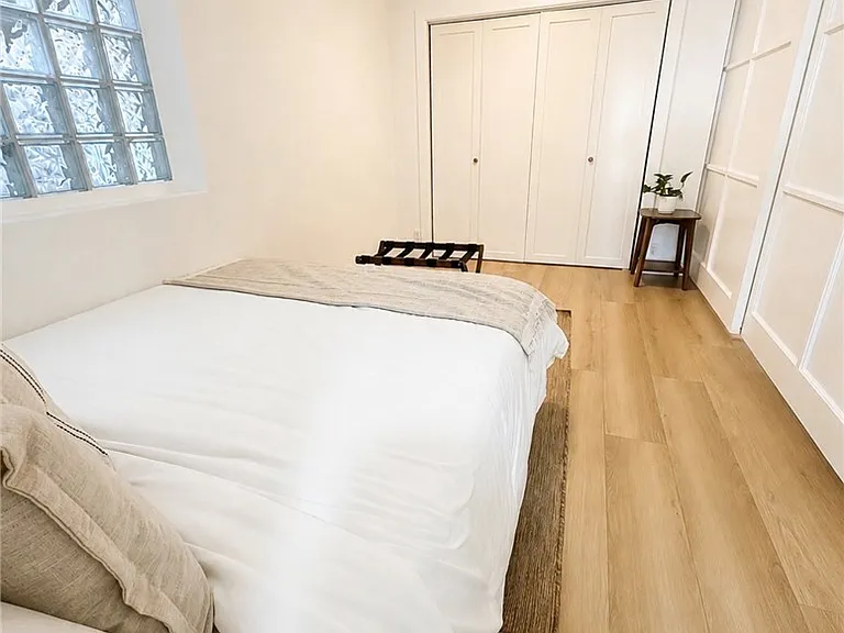 1045 Gaviota Dr #B — Photo 18